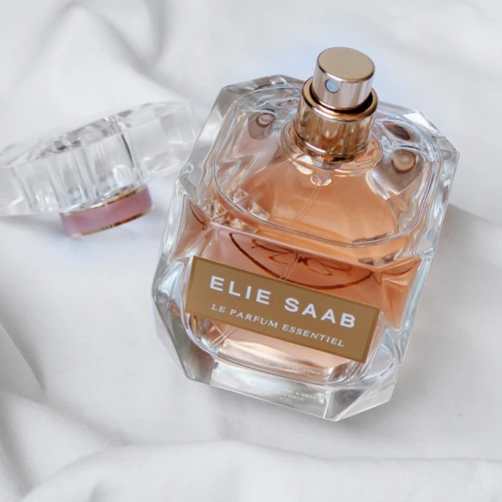 Elie Saab Le Parfum Essentiel Eau De Parfum 90ml Femei 