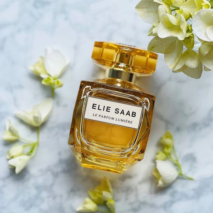 Elie Saab Le Parfum Lumiere Eau de Parfum 90 ml