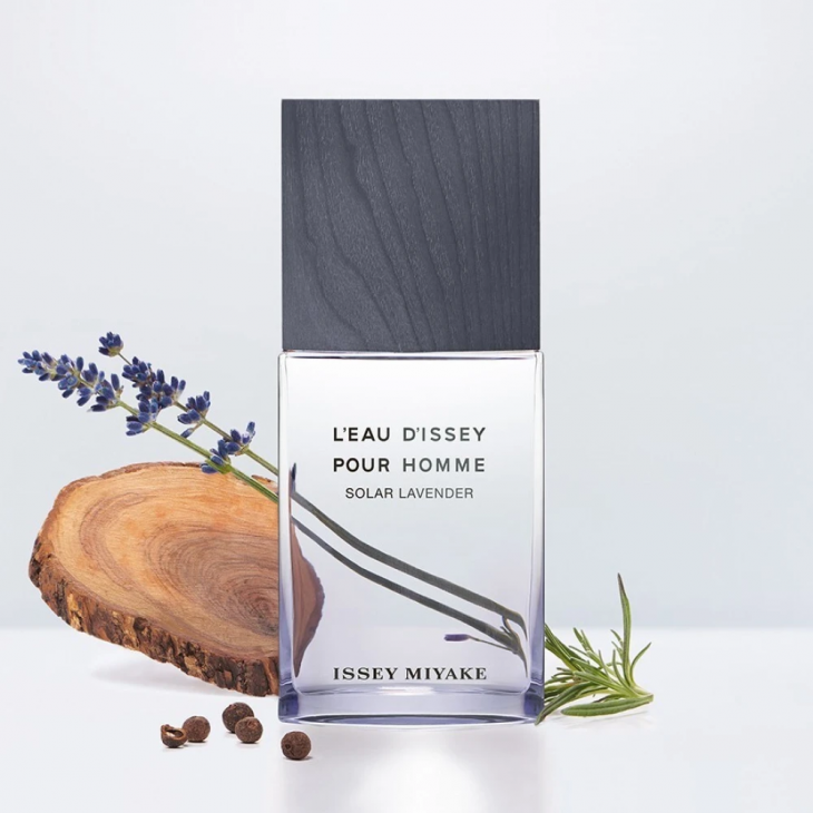 Issey Miyake L'Eau D'Issey Pour Homme Solar Lavender Eau de Toilette Intense Bărbați 100ml Parfum