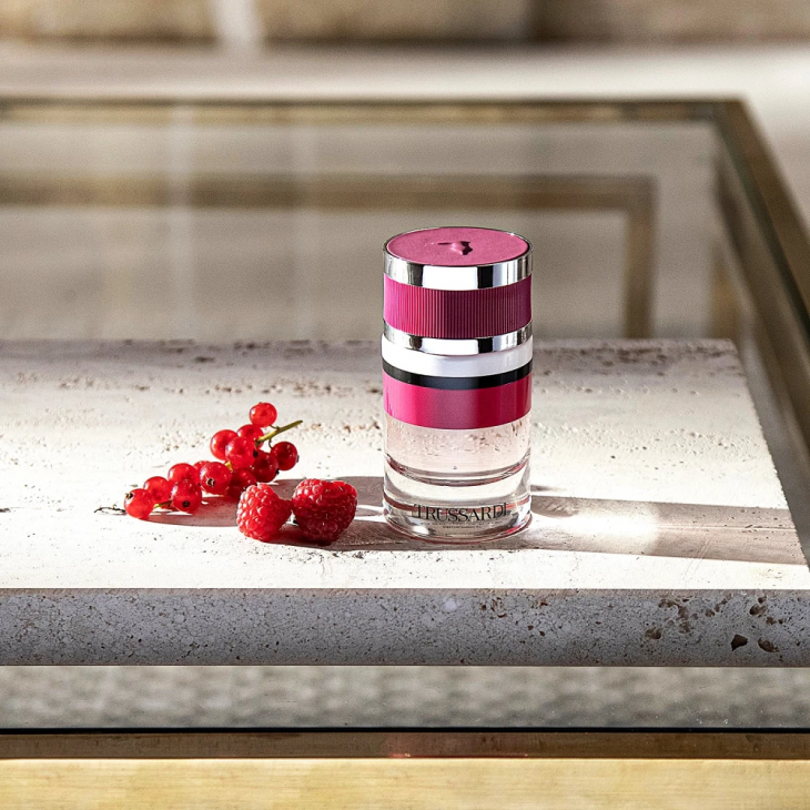 Set Cadou Trussardi Ruby Red Coffret EDP 60 ml + Emulsie de Corp cu Glitter 125 ml