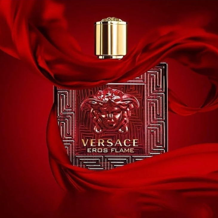 Set Cadou Versace Eros Flame EDP 100 ml + Travel Spray 10 ml + Geantă Cosmetică